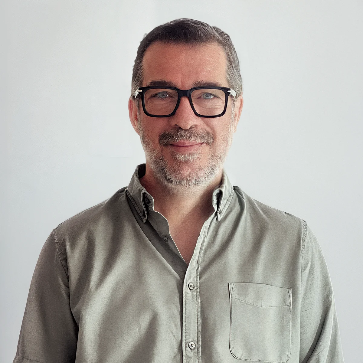 Dario G Olaya