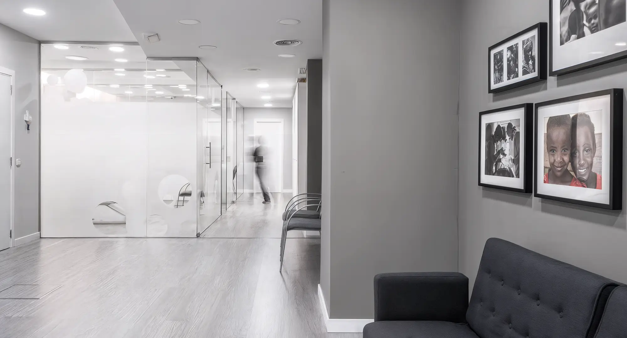 Diseño de identidad visual y branding para Dental Garrido, por Bassali.